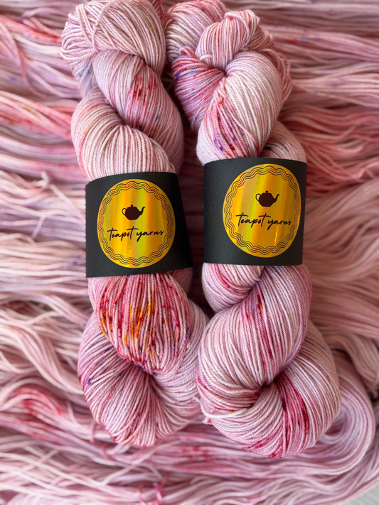 Merino 4ply - Pink Christmas